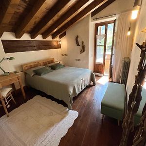 Camera con letto king size
